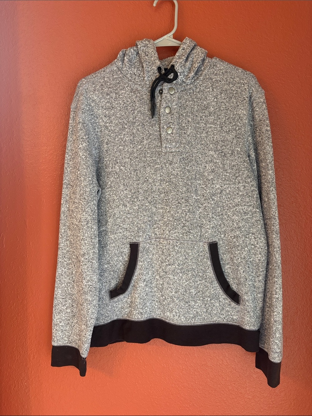 urban pipeline Gray Heather Knit Crewneck with Black Trim